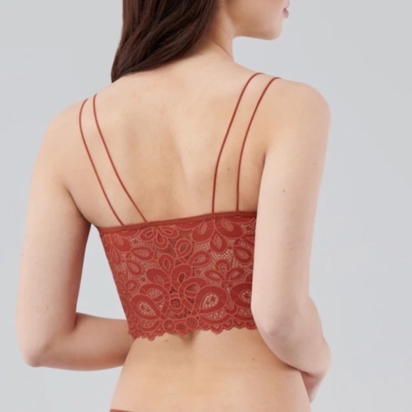 NWT Gilly Hicks Seamless Lace Back Double Strap Ribbed Bralette - Picture 3 of 10